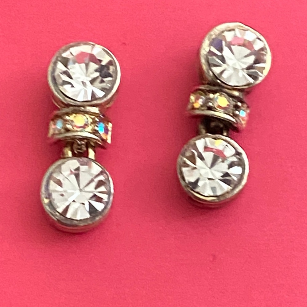 5/$10❤️❤️❤️Vintage 80s Silver Plated Crystal Post Earrings